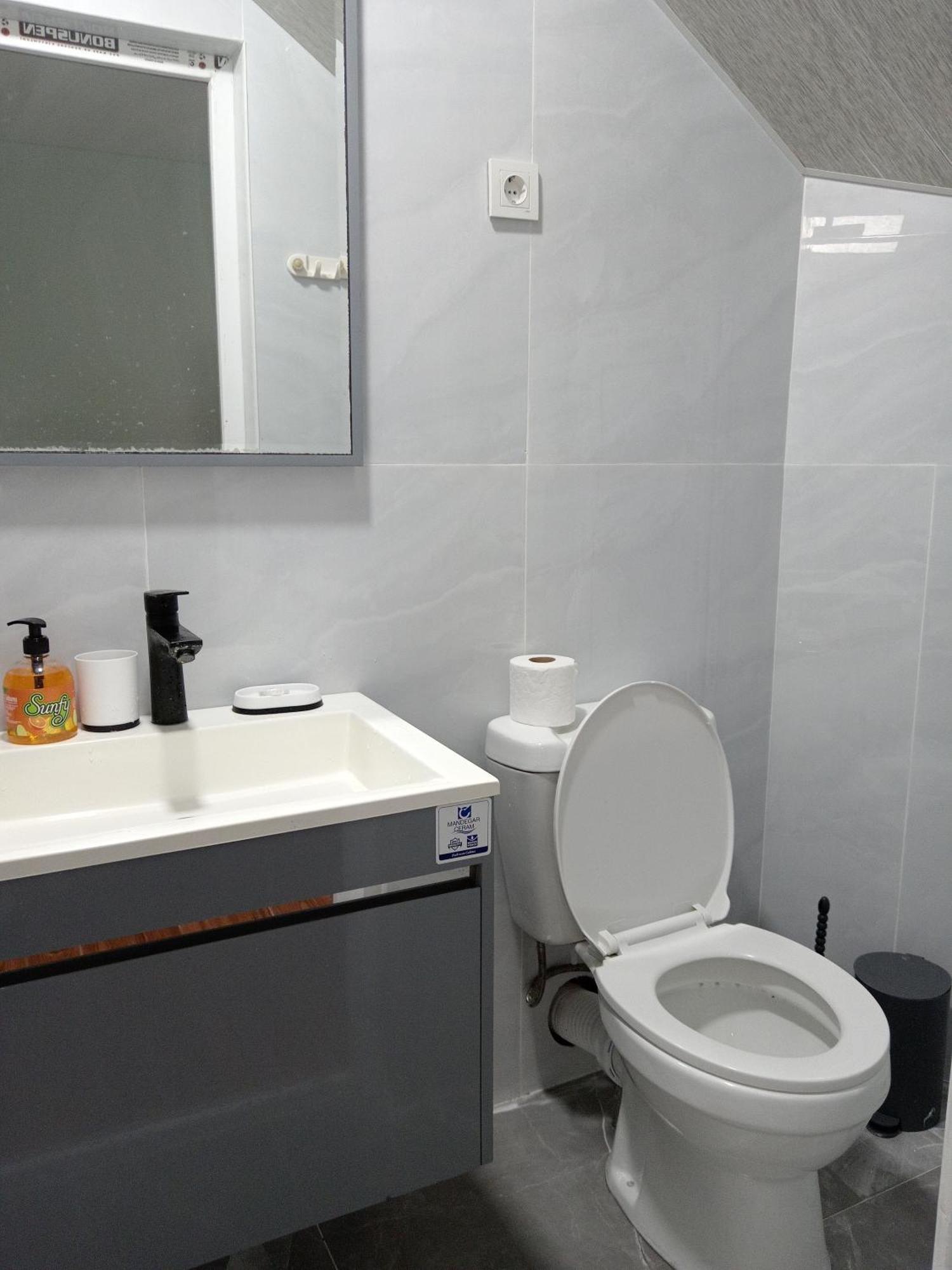 Guest House Guriani Ґріґолеті Екстер'єр фото