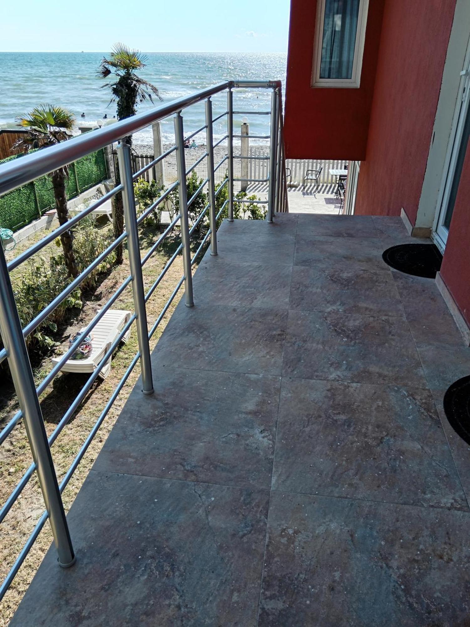 Guest House Guriani Ґріґолеті Екстер'єр фото